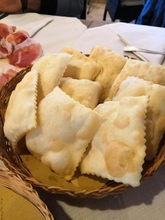Hotel La Vecchia Reggio Reggio Emilia Bagian luar foto